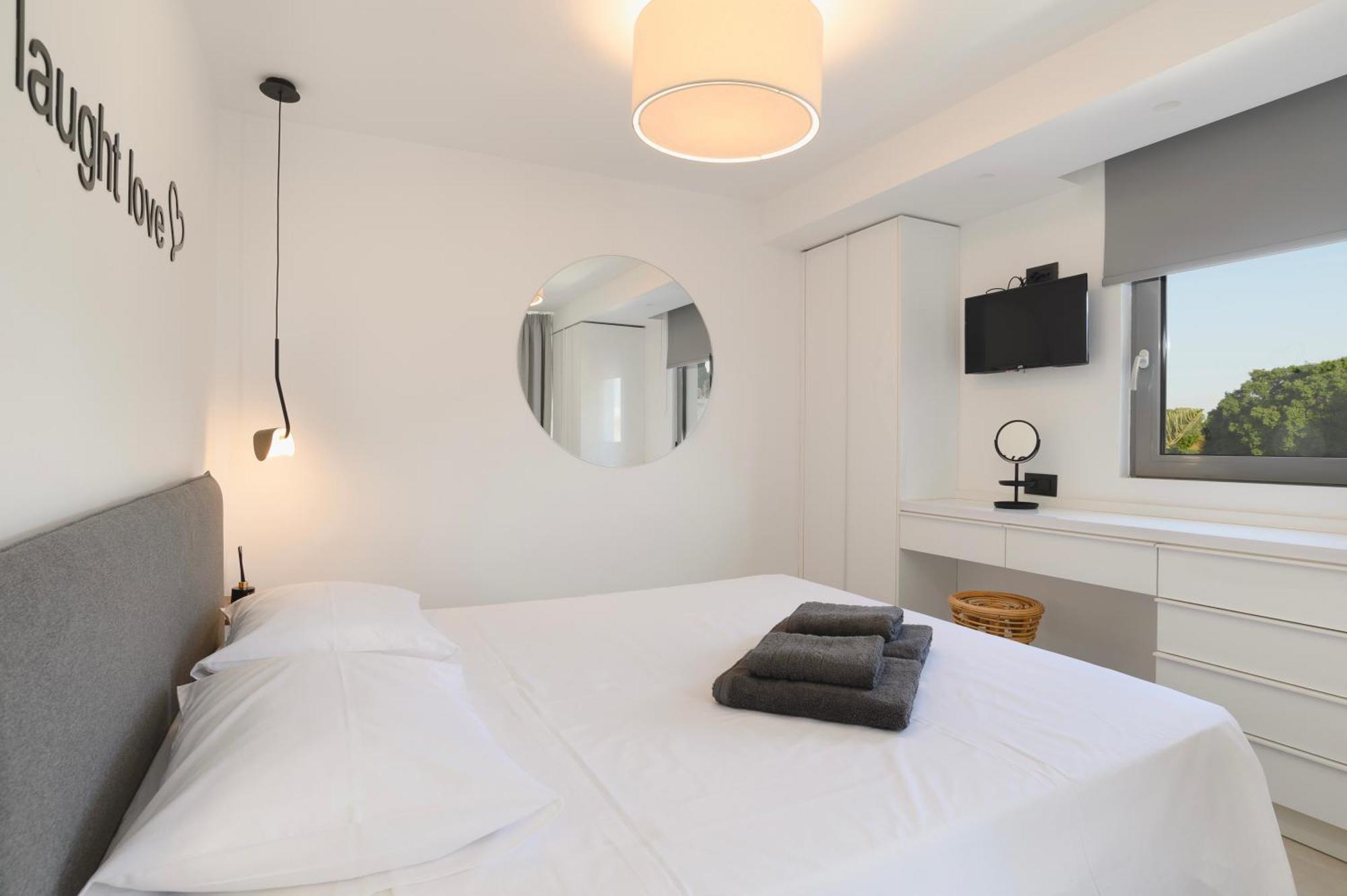 Castelo View Luxury Apt Rhodes City Esterno foto